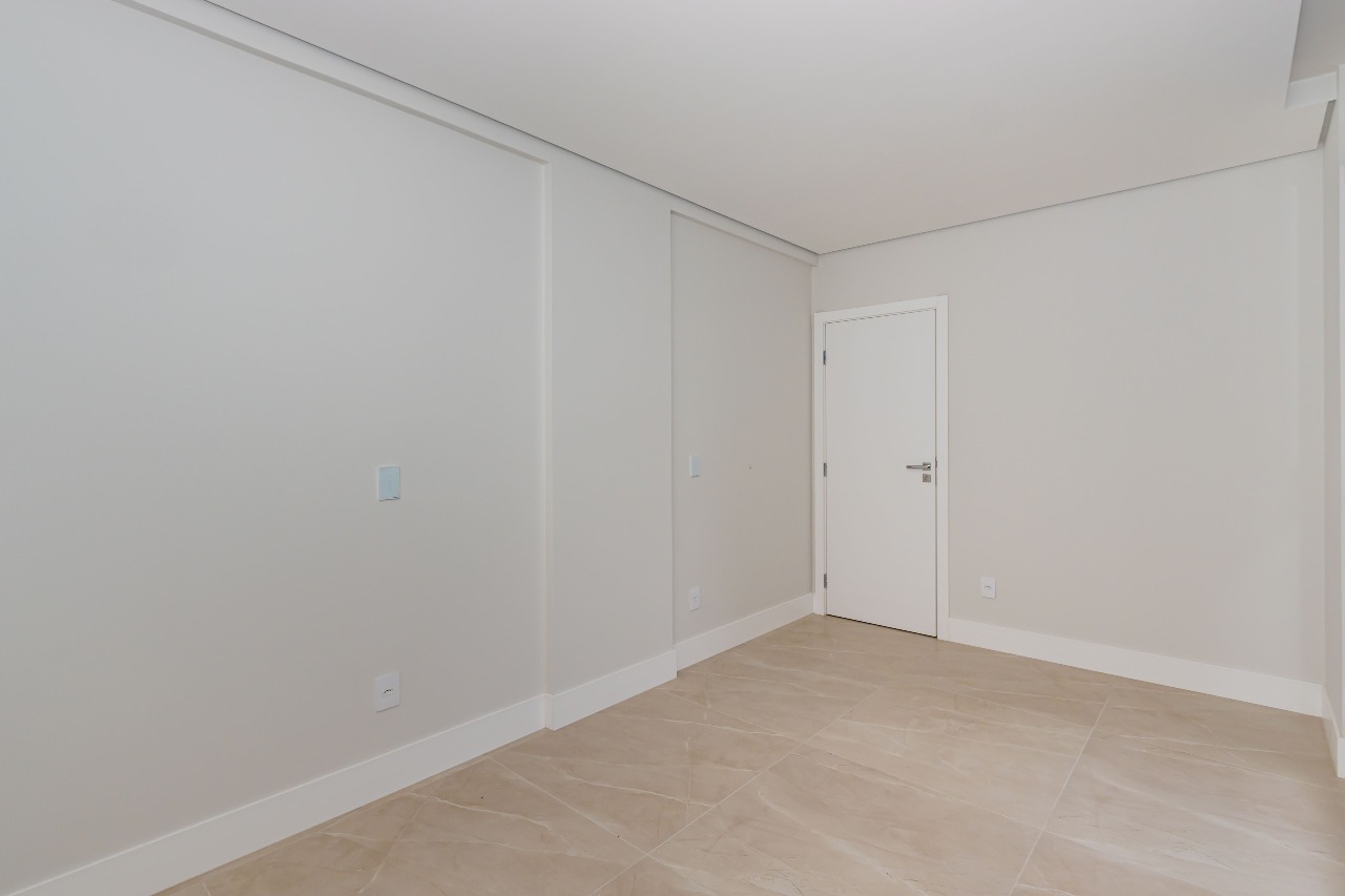 Apartamento à venda no Praia Brava: 