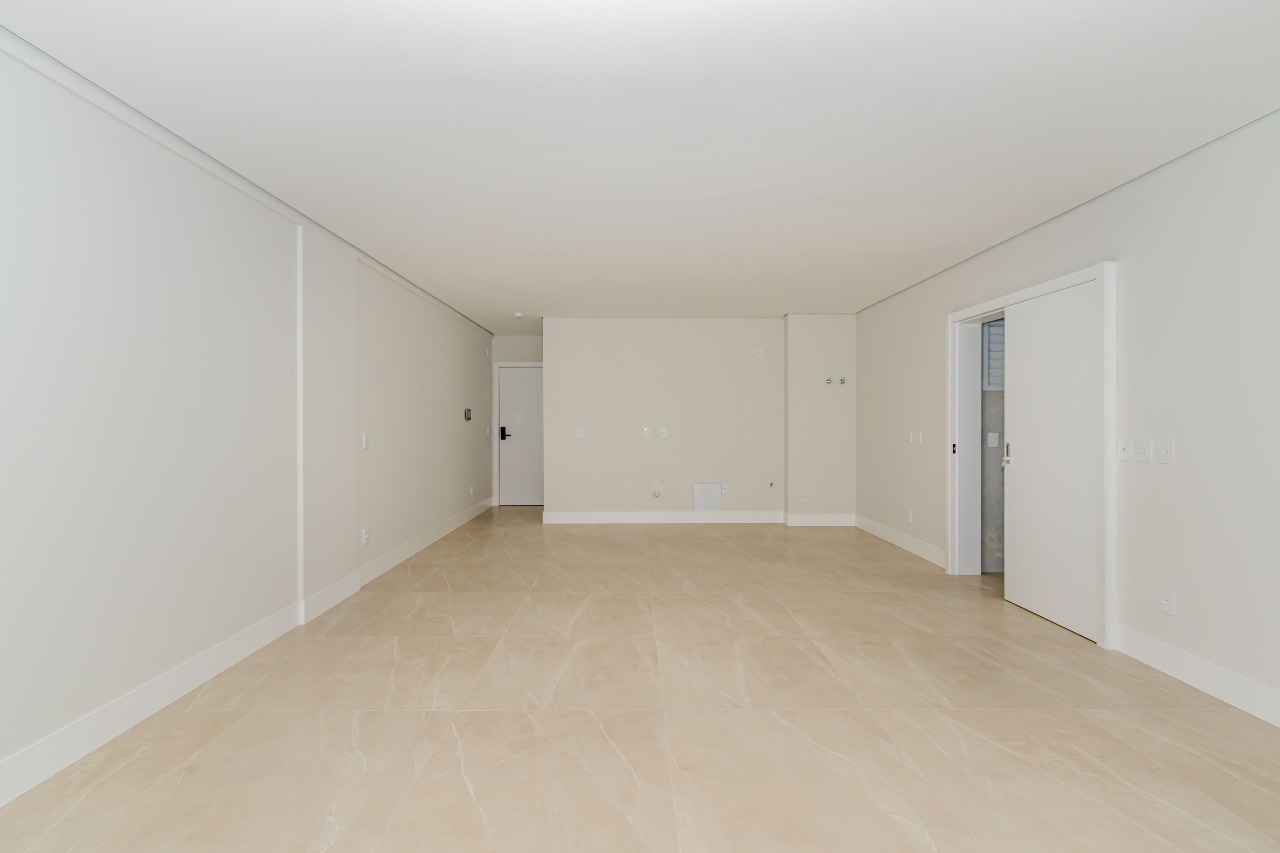 Apartamento à venda no Praia Brava: 