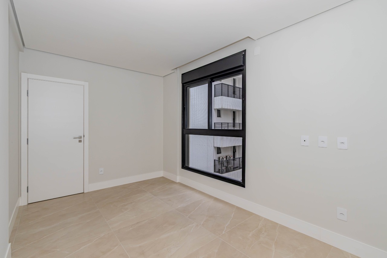 Apartamento à venda no Praia Brava: 