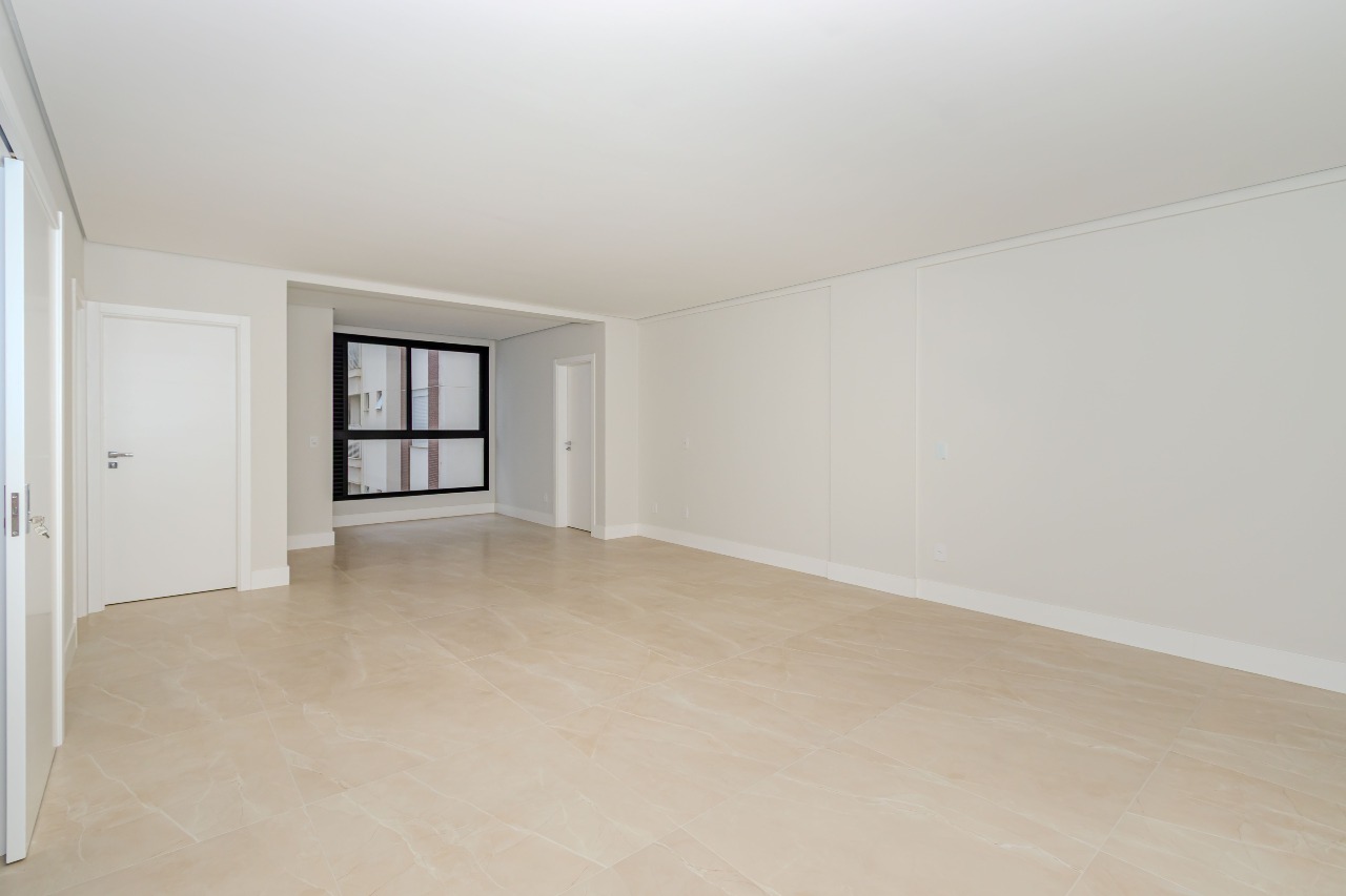 Apartamento à venda no Praia Brava: 