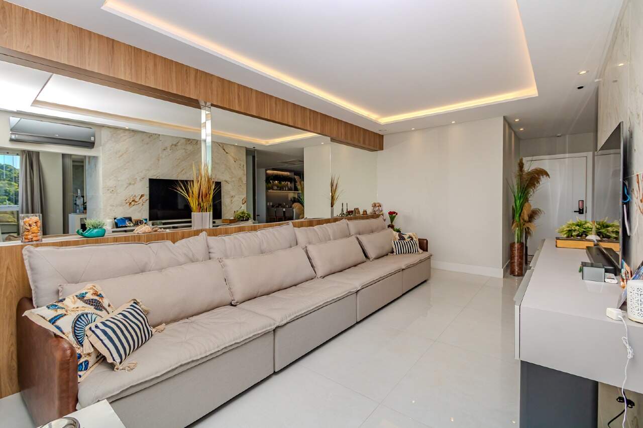 Apartamento de 4 quartos, 190m² no bairro Pioneiros, em Balneário Camboriú | Eu Corretor