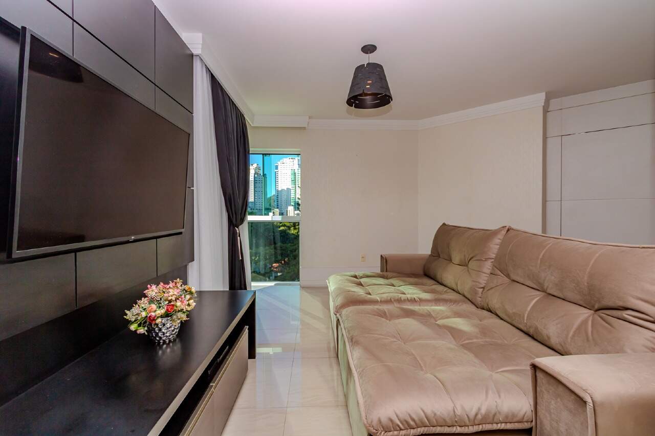 Apartamento de 3 quartos, 132m² no bairro Centro, em Balneário Camboriú | Eu Corretor