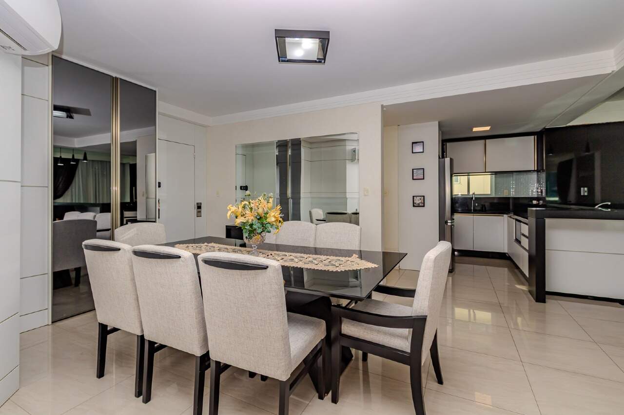 Apartamento de 3 quartos, 132m² no bairro Centro, em Balneário Camboriú | Eu Corretor