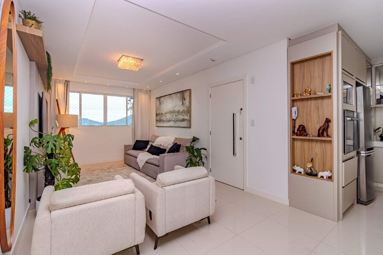 Apartamento de 4 quartos, 135m² no bairro Centro, em Balneário Camboriú | Eu Corretor