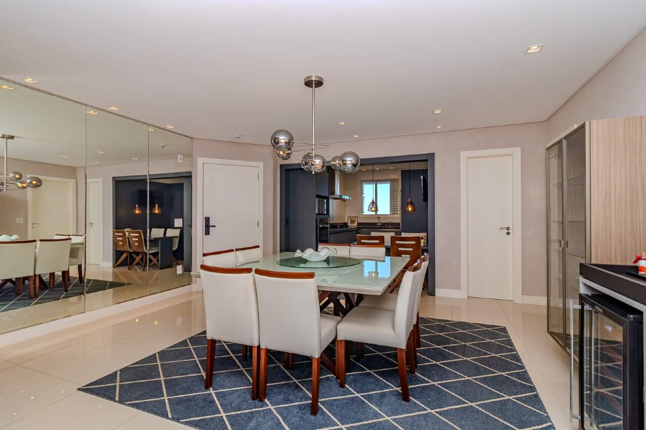 Apartamento de 3 quartos, 140m² no bairro Centro, em Balneário Camboriú | Eu Corretor