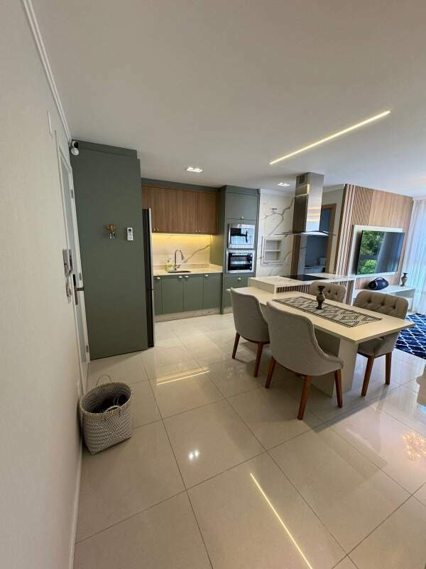 Apartamento à venda no Nações: 