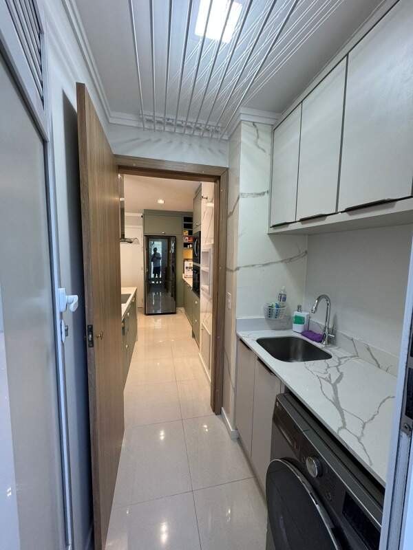 Apartamento à venda no Nações: 