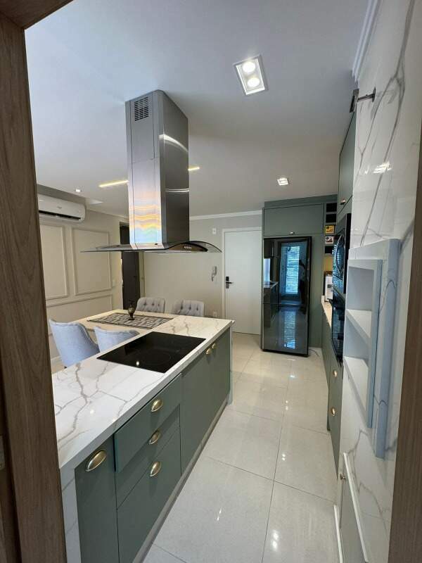 Apartamento à venda no Nações: 
