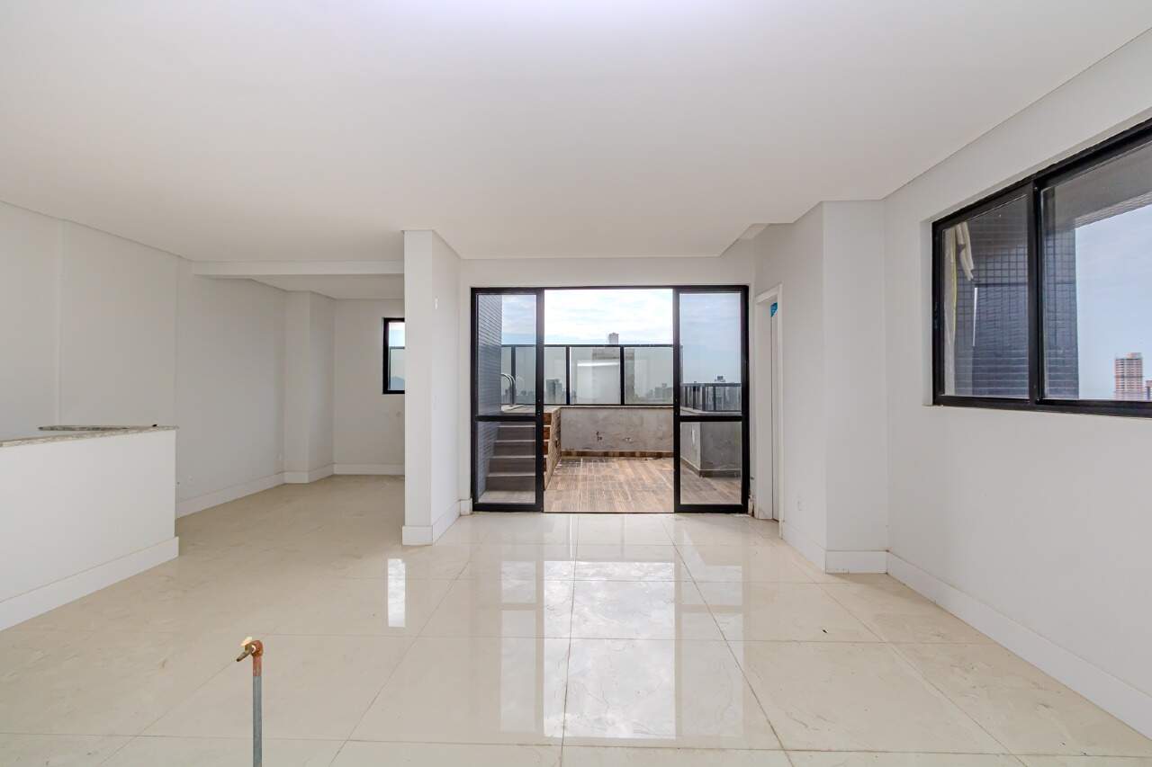 Apartamento de 3 quartos, 127m² no bairro Centro, em Itajaí | Eu Corretor