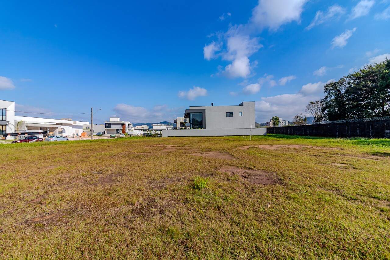 Lote/Terreno de 652m² no bairro Santa Regina, em Camboriú | Eu Corretor