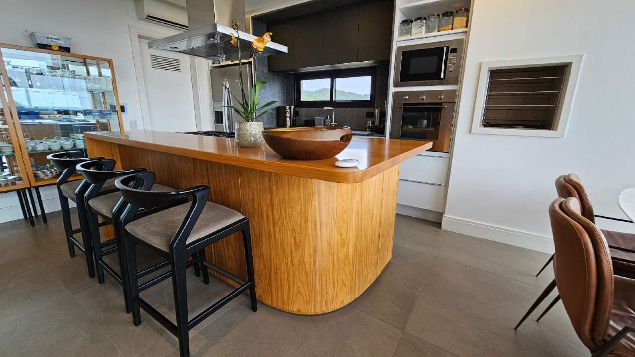 Apartamento de 3 quartos, 132m² no bairro Praia Brava, em Itajaí | Eu Corretor