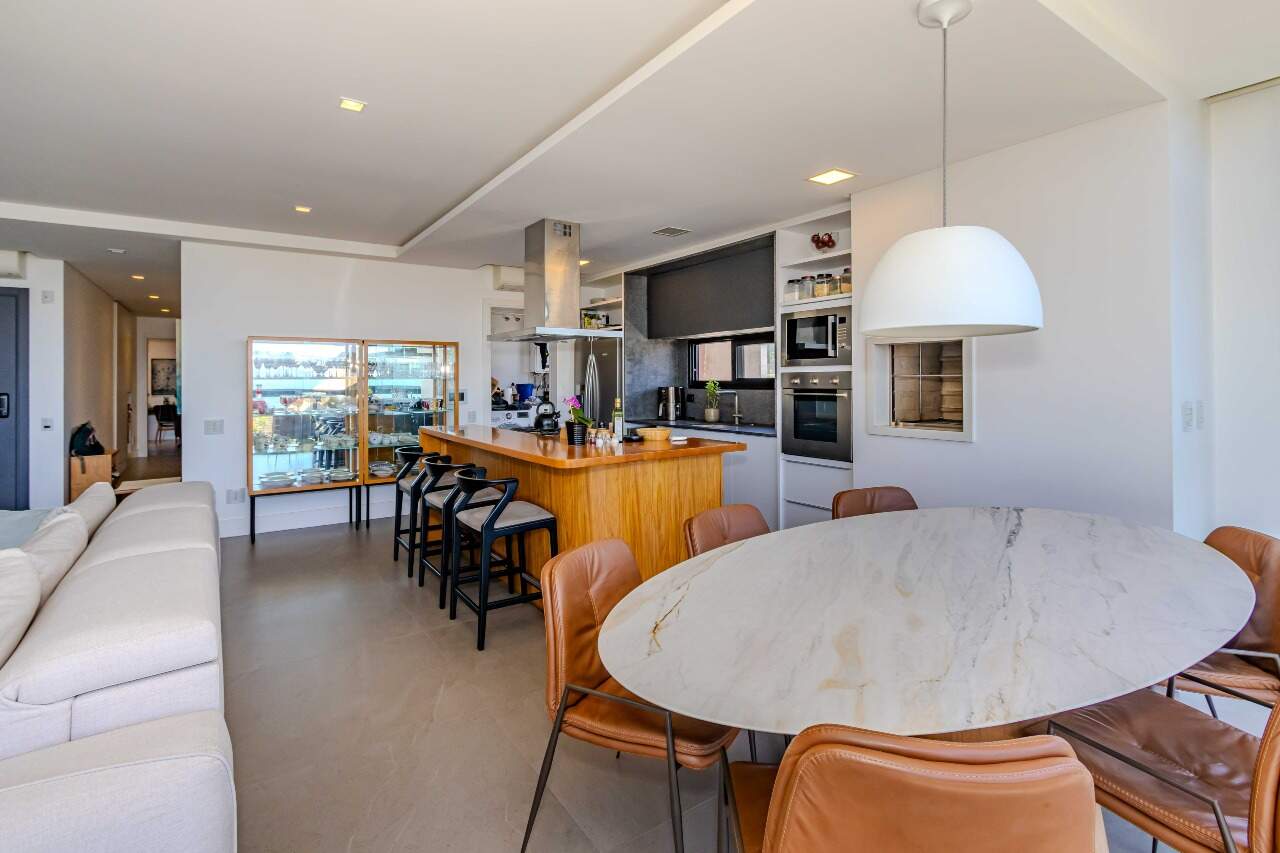 Apartamento à venda no Praia Brava: