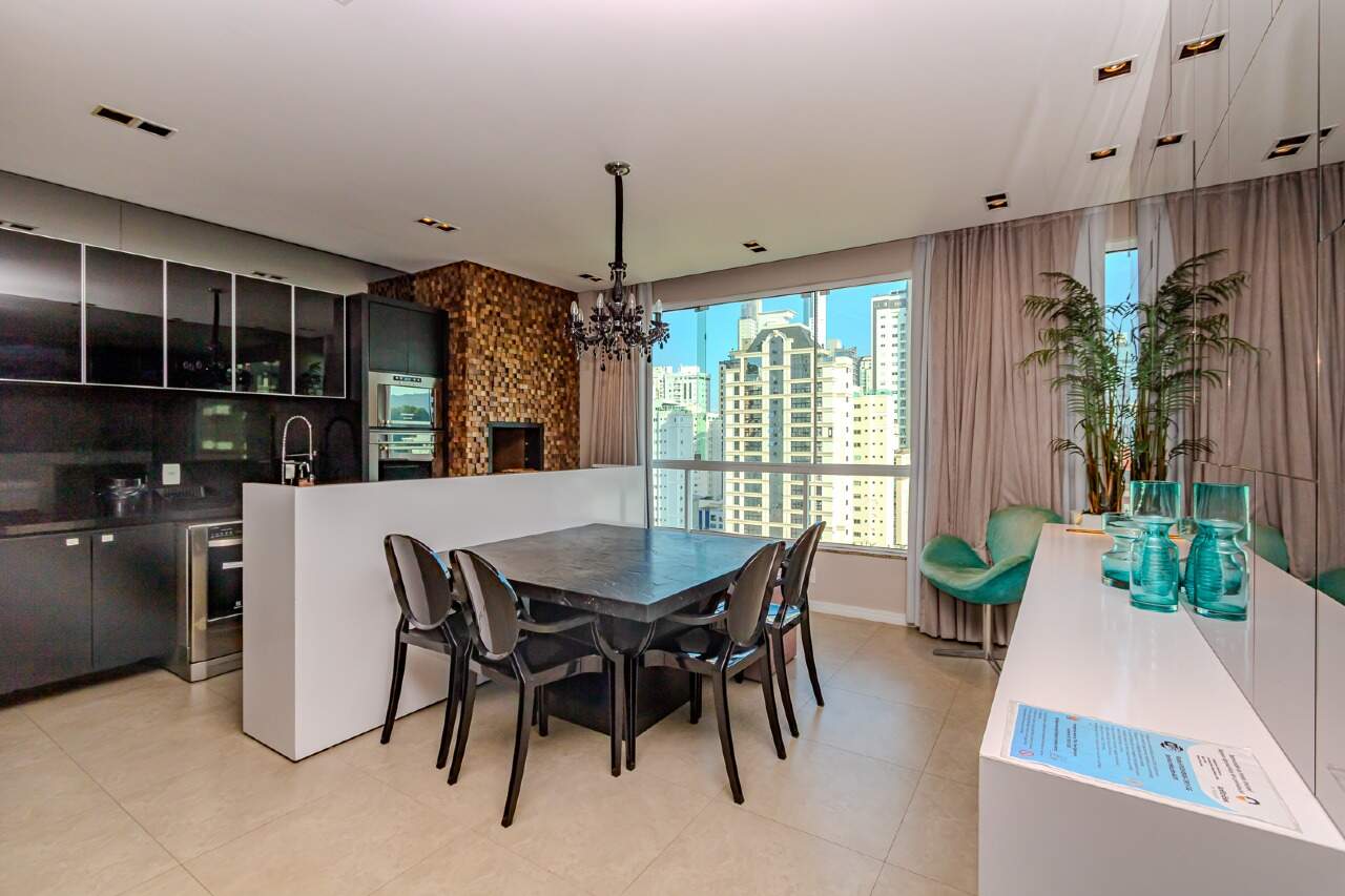 Apartamento de 2 quartos, 81m² no bairro Pioneiros, em Balneário Camboriú | Eu Corretor
