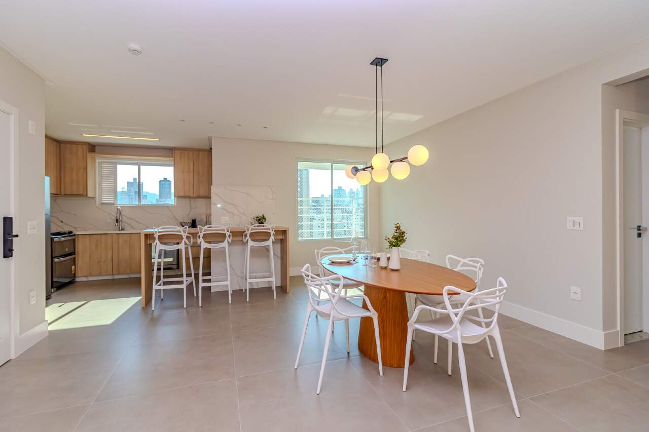 Apartamento de 3 quartos, 135m² no bairro Centro, em Balneário Camboriú | Eu Corretor