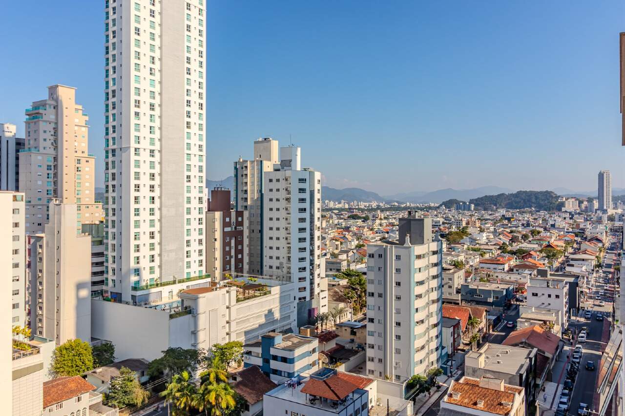 Apartamento de 3 quartos, 135m² no bairro Centro, em Balneário Camboriú | Eu Corretor