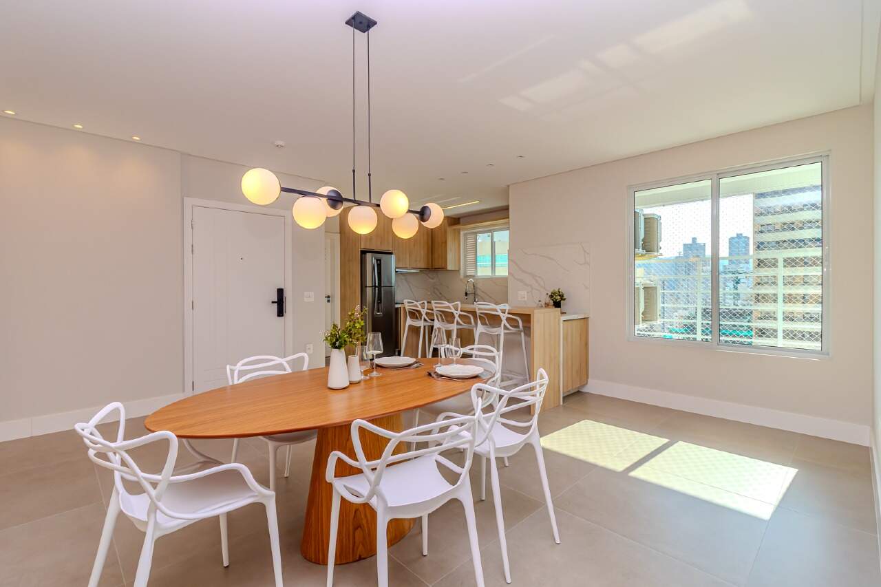 Apartamento de 3 quartos, 135m² no bairro Centro, em Balneário Camboriú | Eu Corretor