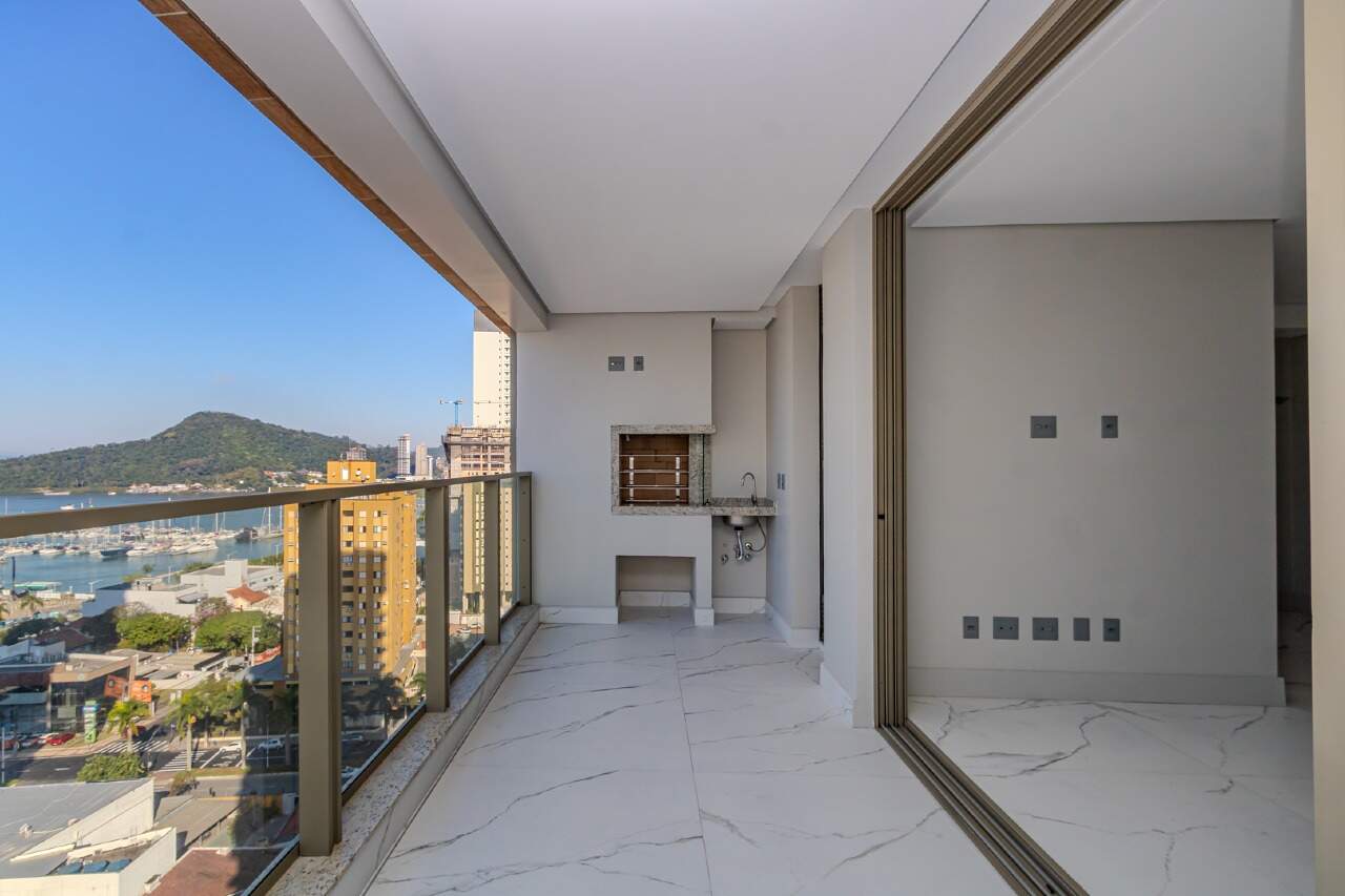 Apartamento de 3 quartos, 138m² no bairro Centro, em Itajaí | Eu Corretor