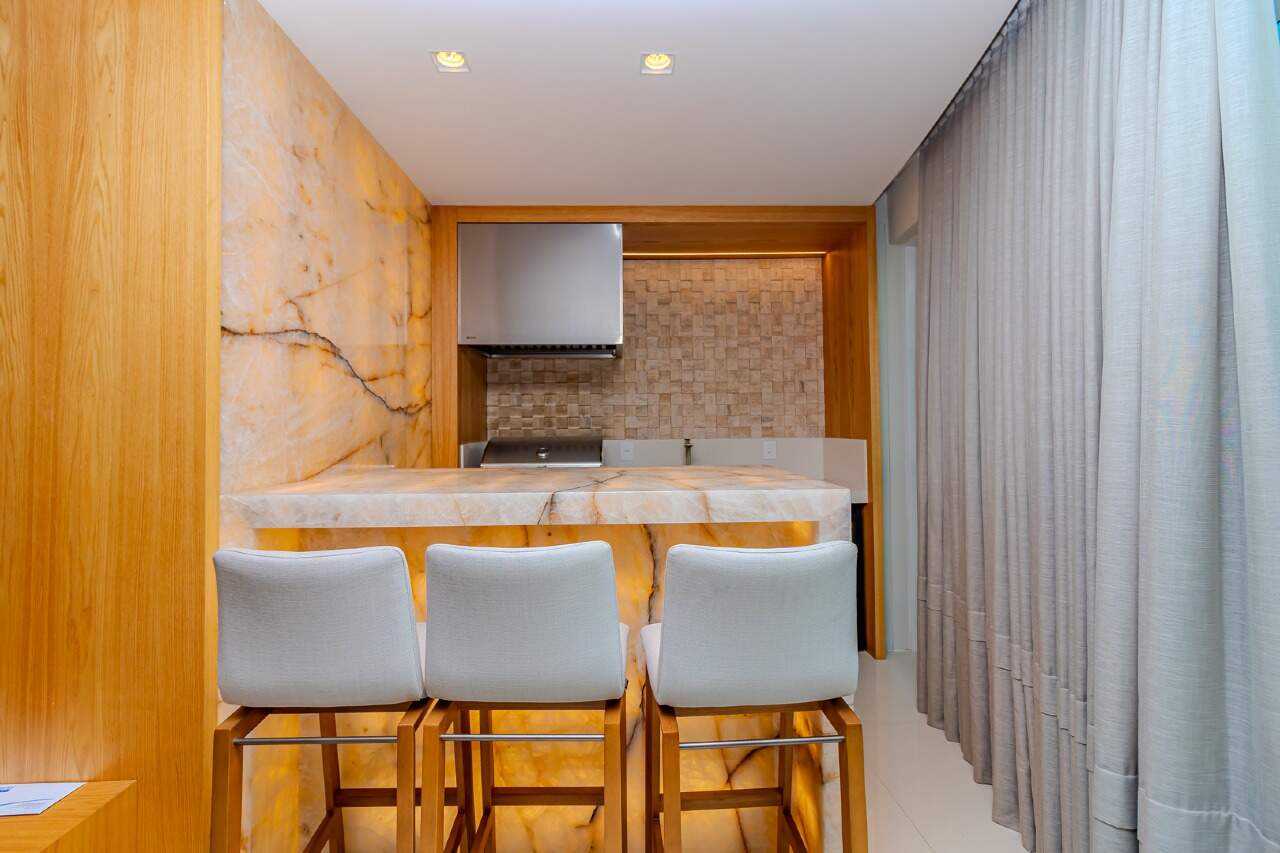 Apartamento de 3 quartos, 212m² no bairro Centro, em Balneário Camboriú | Eu Corretor