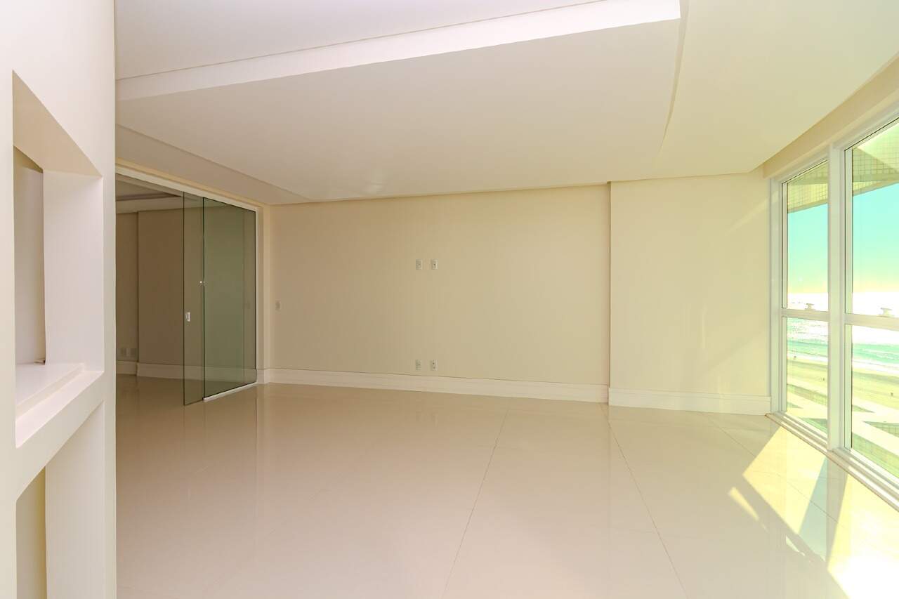 Apartamento de 3 quartos, 198m² no bairro Centro, em Balneário Camboriú | Eu Corretor