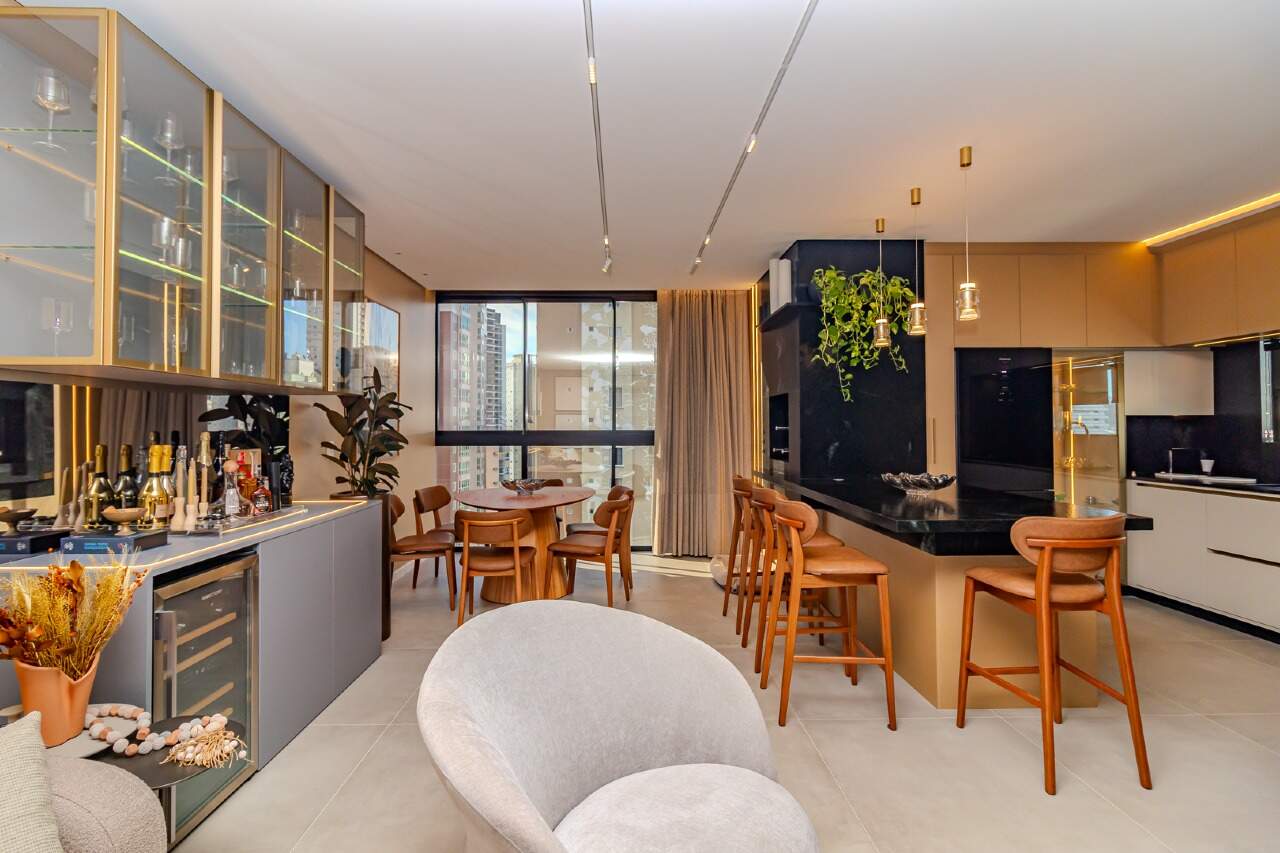 Apartamento de 4 quartos, 136m² no bairro Centro, em Balneário Camboriú | Eu Corretor