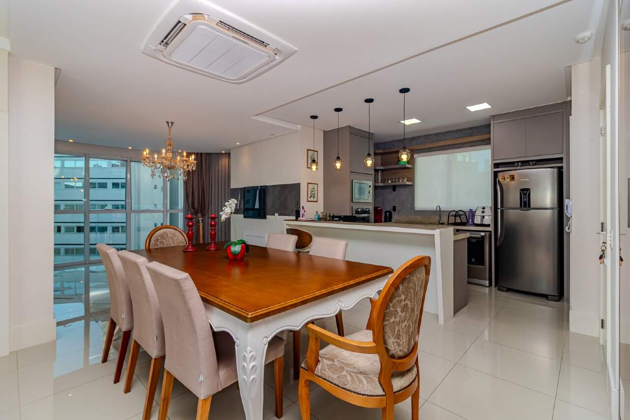 Apartamento de 3 quartos, 147m² no bairro Centro, em Balneário Camboriú | Eu Corretor