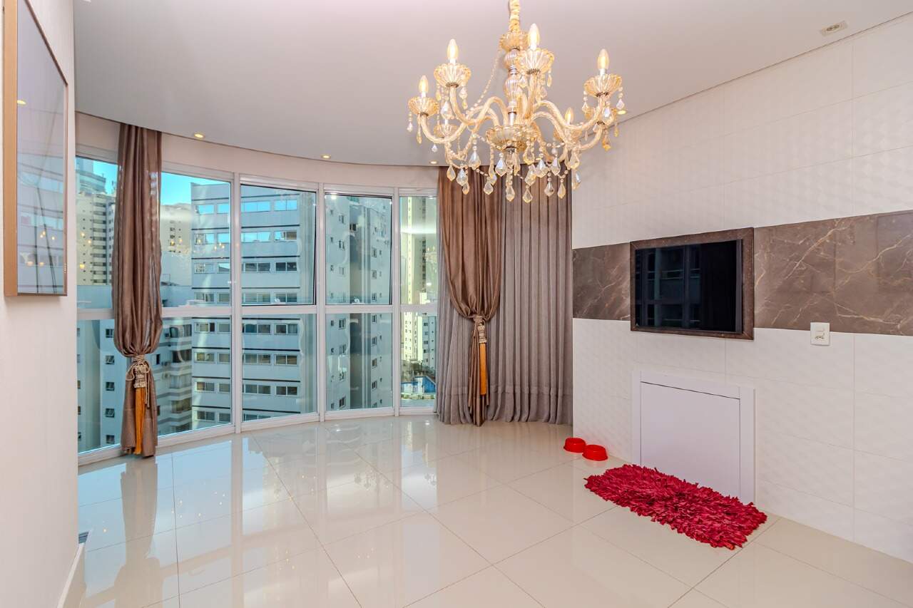 Apartamento de 3 quartos, 147m² no bairro Centro, em Balneário Camboriú | Eu Corretor