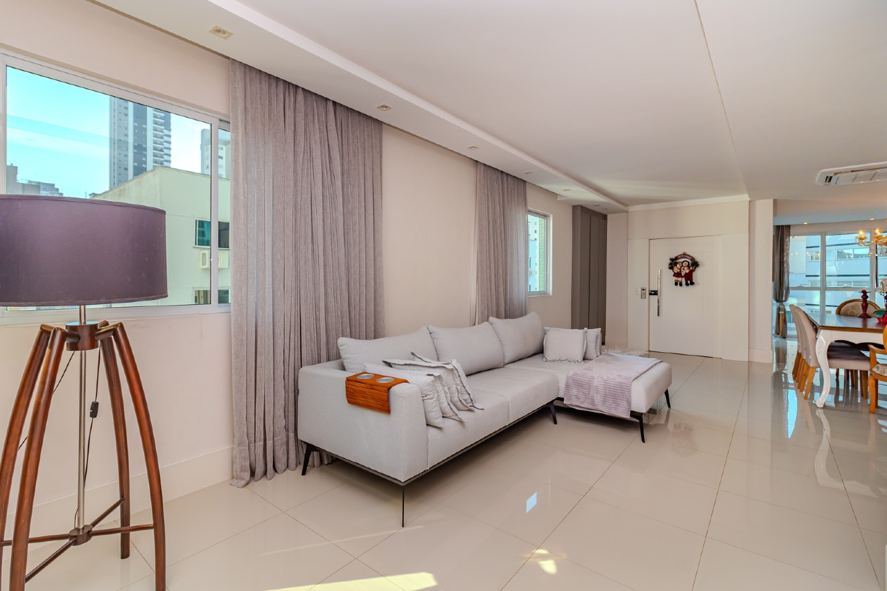 Apartamento de 3 quartos, 147m² no bairro Centro, em Balneário Camboriú | Eu Corretor