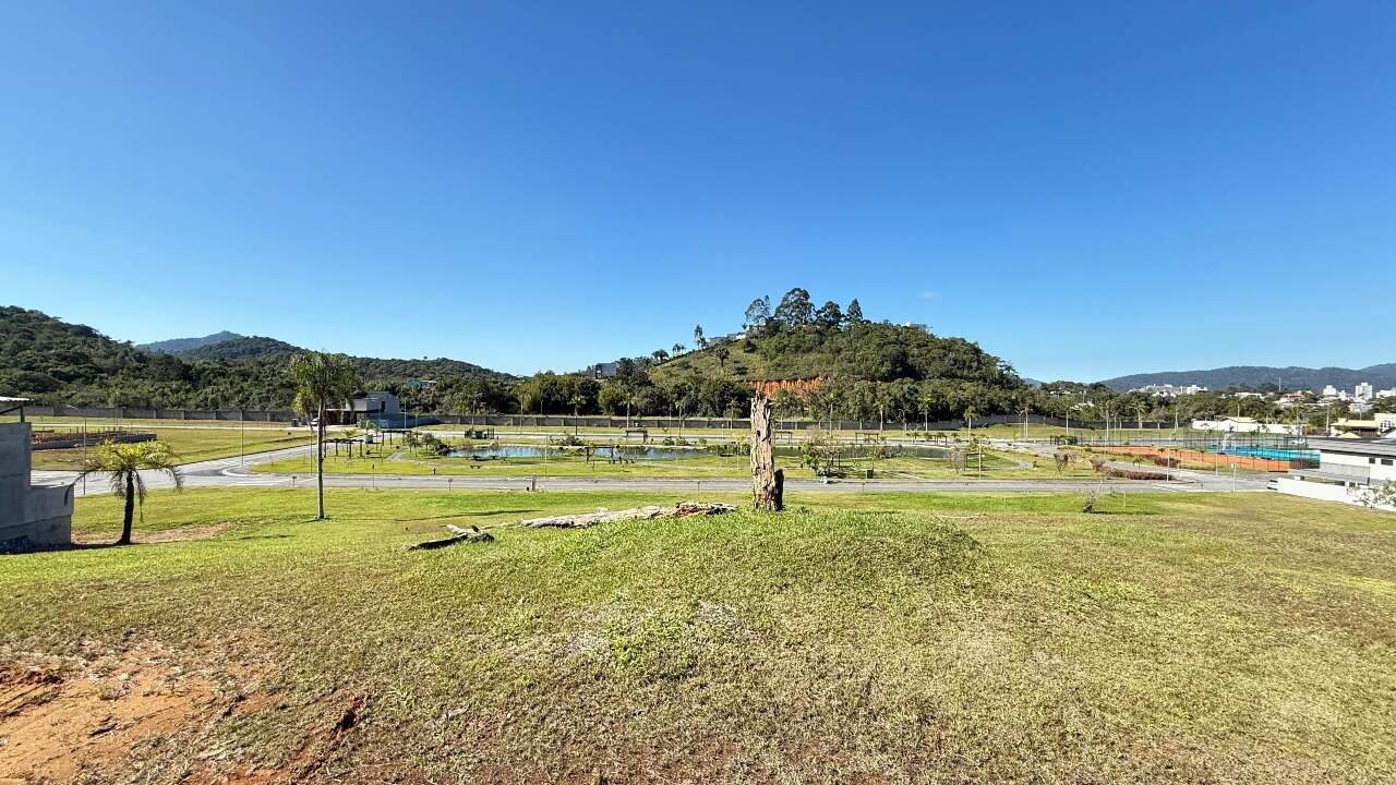 Lote/Terreno de 454m² no bairro Centro, em Camboriú | Eu Corretor