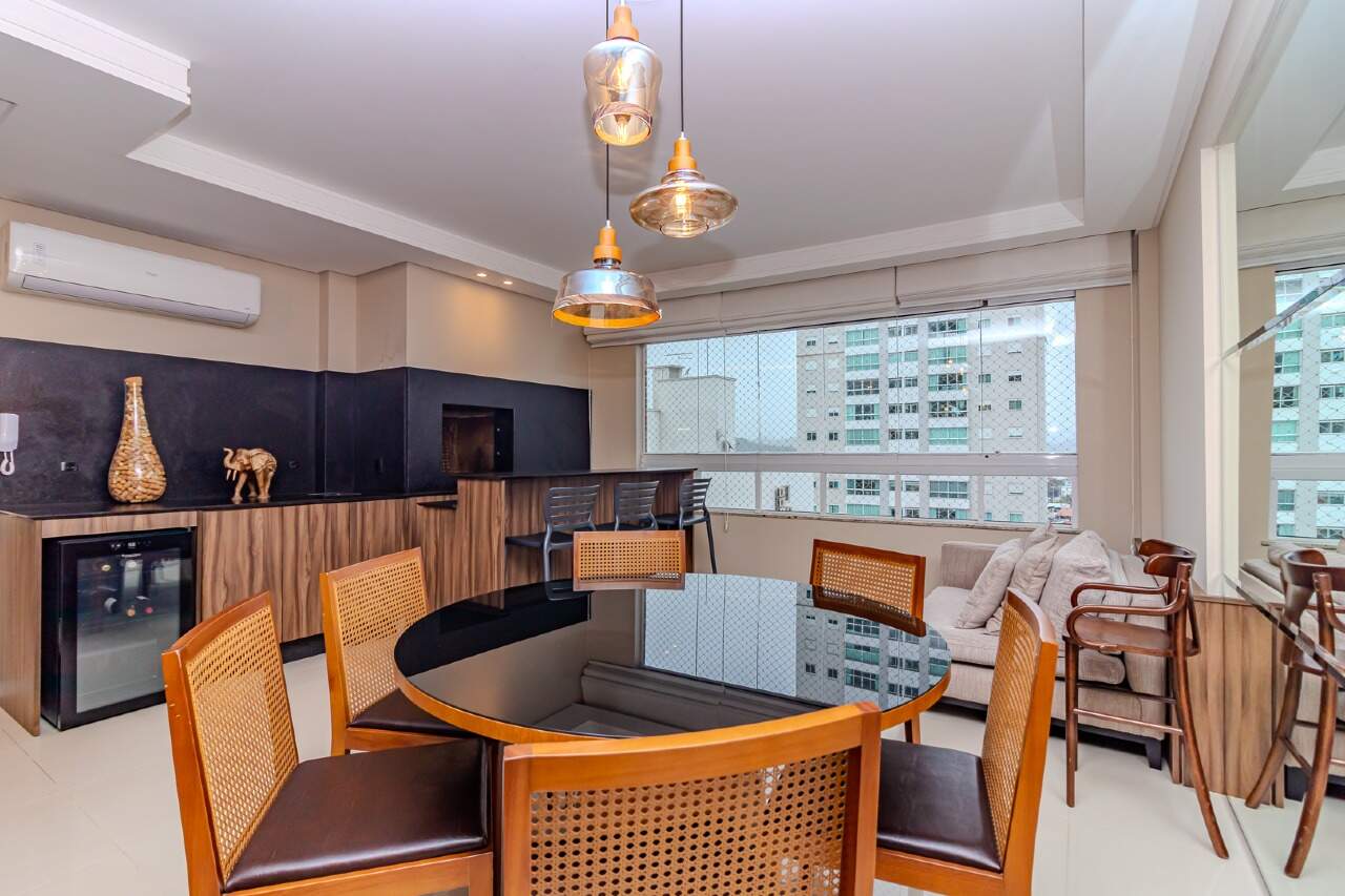 Apartamento de 3 quartos, 110m² no bairro Centro, em Balneário Camboriú | Eu Corretor