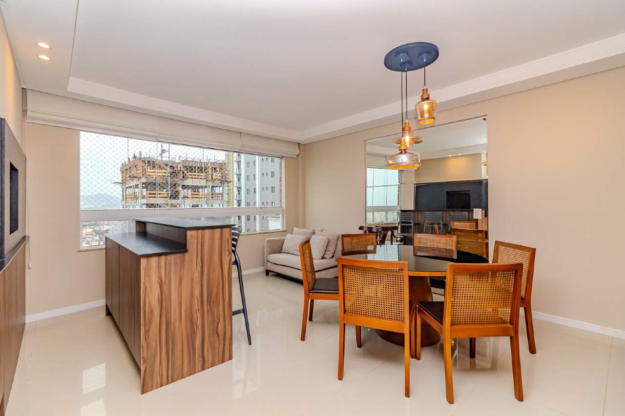 Apartamento de 3 quartos, 110m² no bairro Centro, em Balneário Camboriú | Eu Corretor