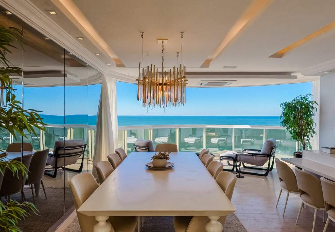 Apartamento de 3 quartos, 273m² no bairro Centro, em Balneário Camboriú | Eu Corretor