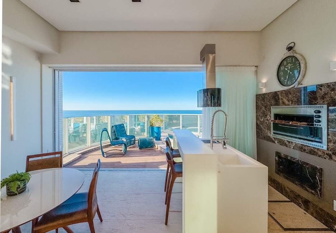 Apartamento de 3 quartos, 273m² no bairro Centro, em Balneário Camboriú | Eu Corretor