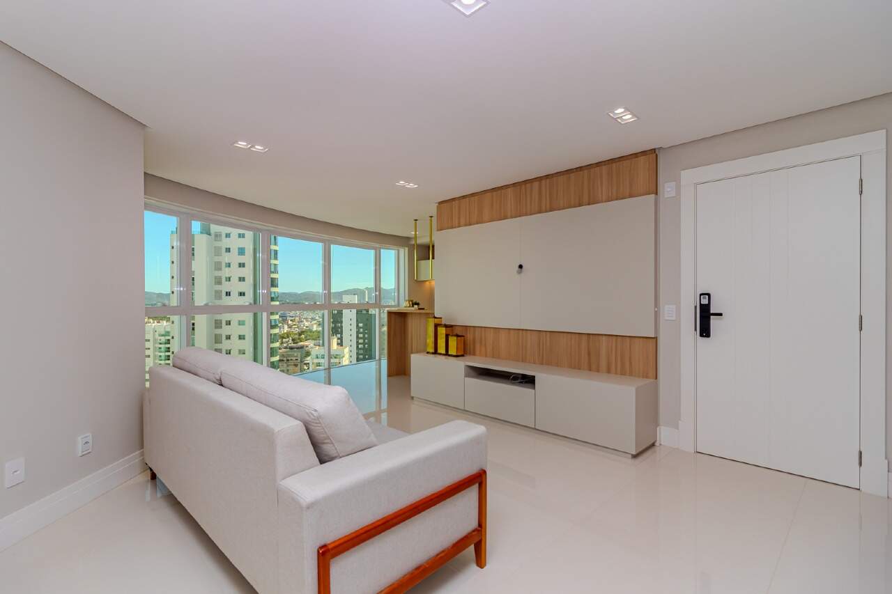 Apartamento de 3 quartos, 139m² no bairro Centro, em Balneário Camboriú | Eu Corretor