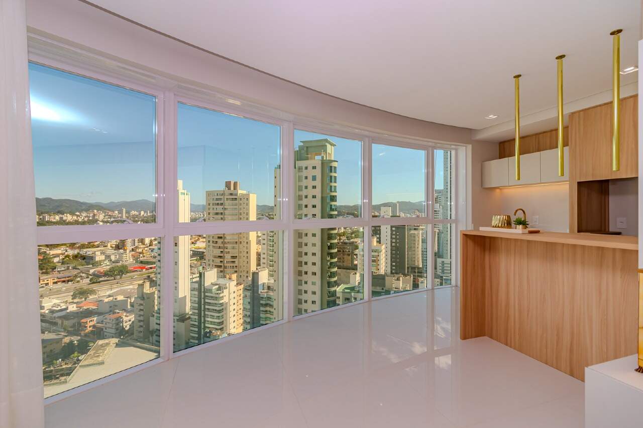 Apartamento de 3 quartos, 139m² no bairro Centro, em Balneário Camboriú | Eu Corretor