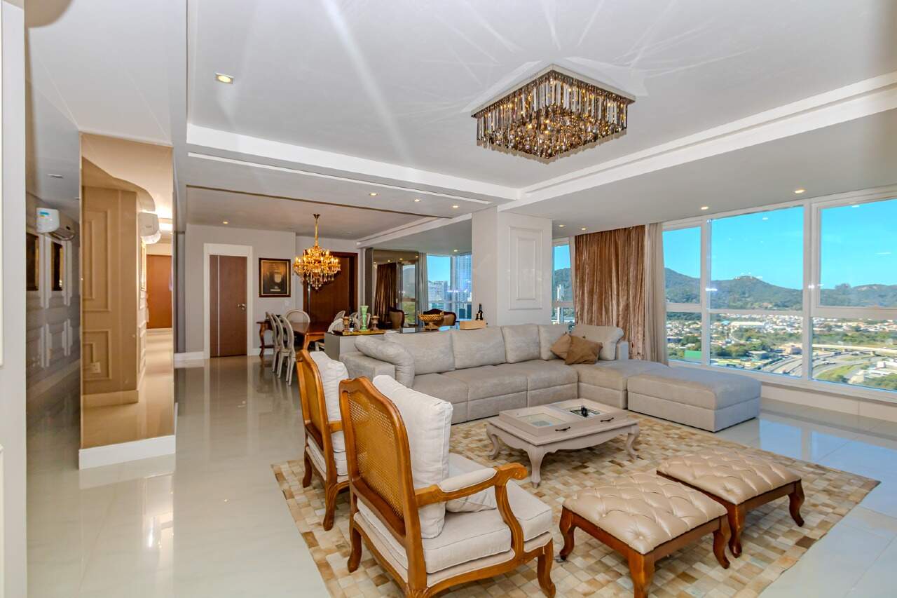 Apartamento de 4 quartos, 191m² no bairro Centro, em Balneário Camboriú | Eu Corretor