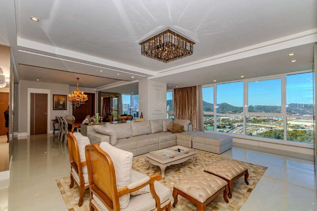 Apartamento de 4 quartos, 191m² no bairro Centro, em Balneário Camboriú | Eu Corretor