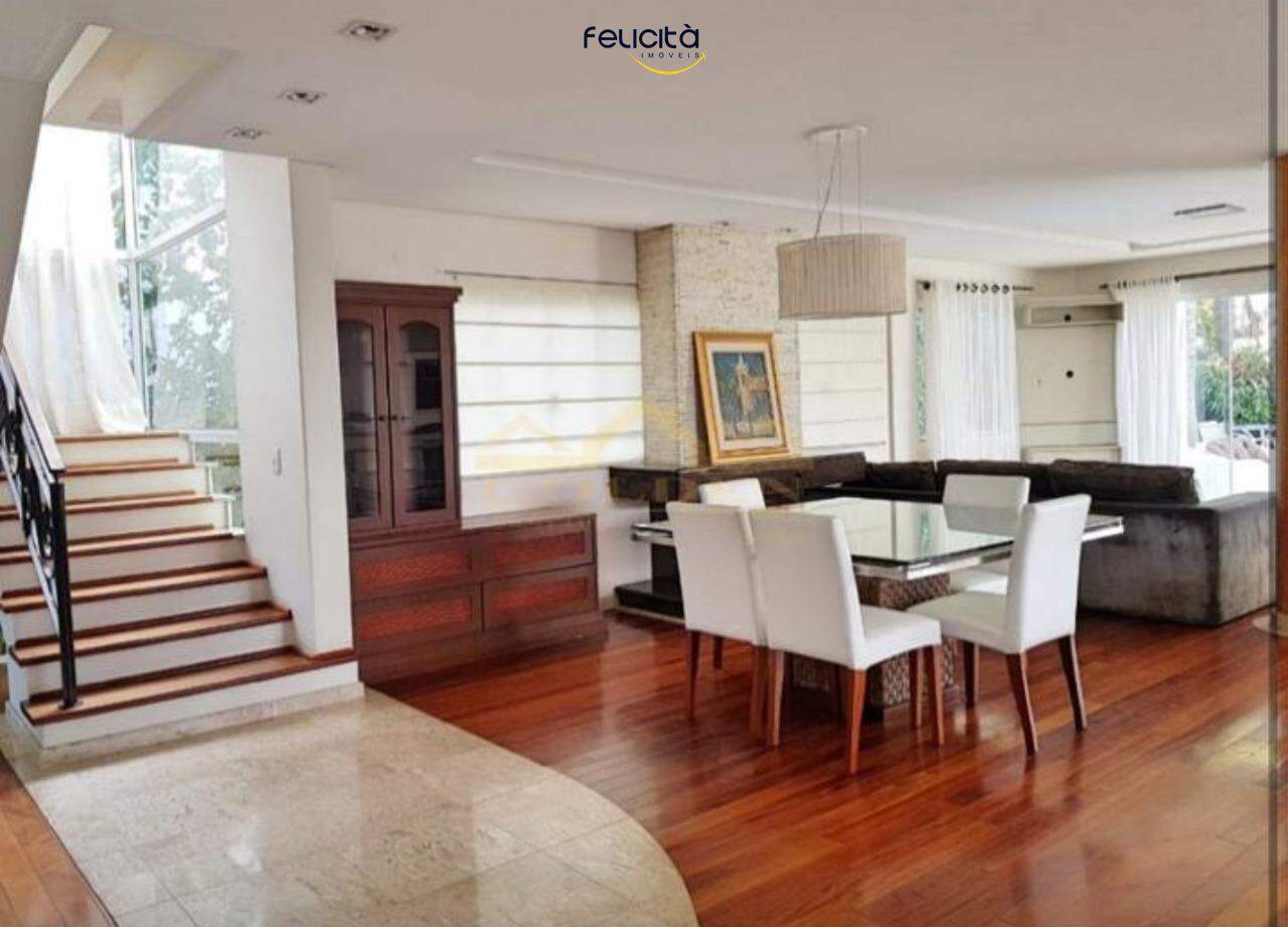 Casa de Condomínio de 4 quartos, 452m² no bairro Praia do Estaleiro, em Balneário Camboriú | Eu Corretor