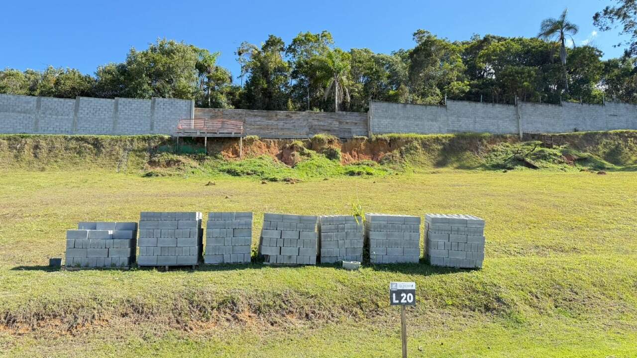 Lote/Terreno de 454m² no bairro Centro, em Camboriú | Eu Corretor