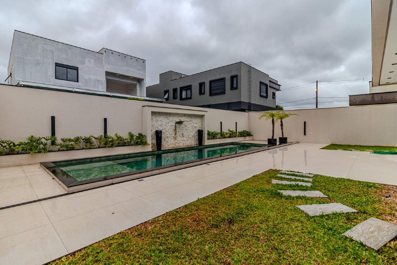 Casa de Condomínio de 5 quartos, 413m² no bairro Santa Regina, em Camboriú | Eu Corretor