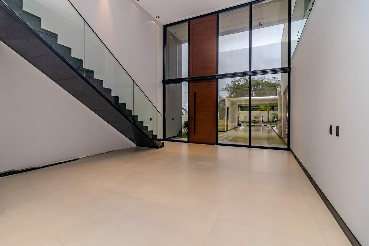 Casa de Condomínio de 5 quartos, 413m² no bairro Santa Regina, em Camboriú | Eu Corretor