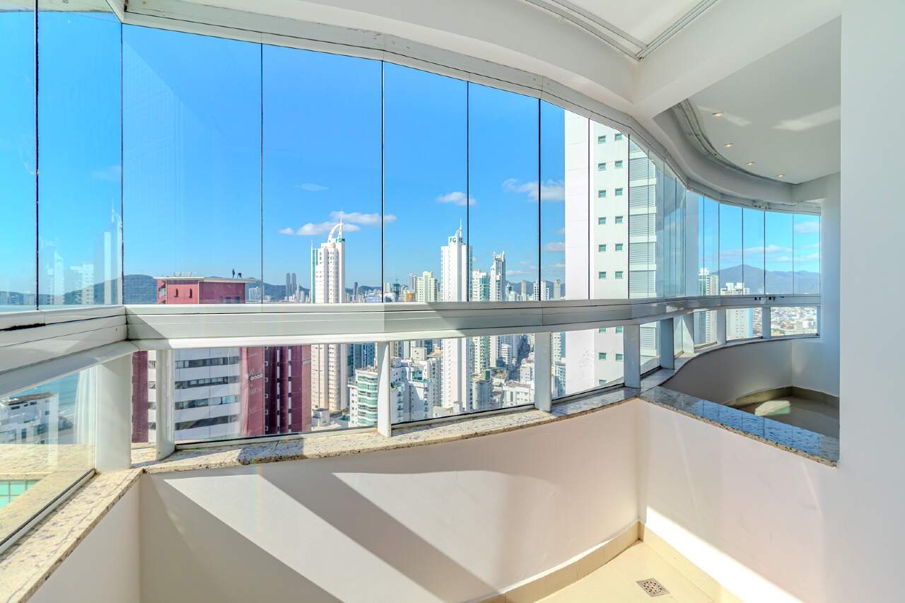 Apartamento de 3 quartos, 153m² no bairro Centro, em Balneário Camboriú | Eu Corretor