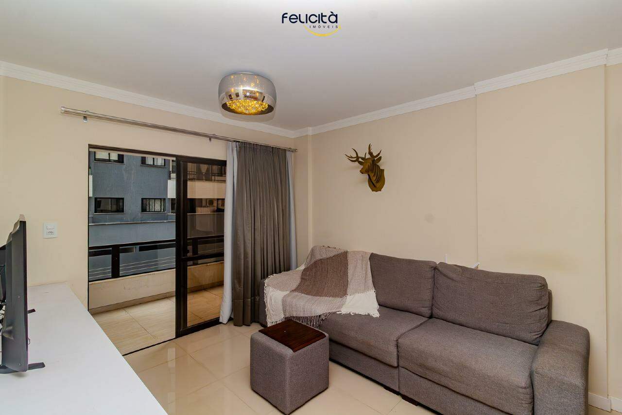 Apartamento de 3 quartos, 198m² no bairro Centro, em Balneário Camboriú | Eu Corretor