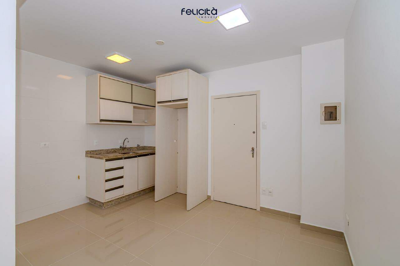 Apartamento de 2 quartos, 76m² no bairro Centro, em Balneário Camboriú | Eu Corretor