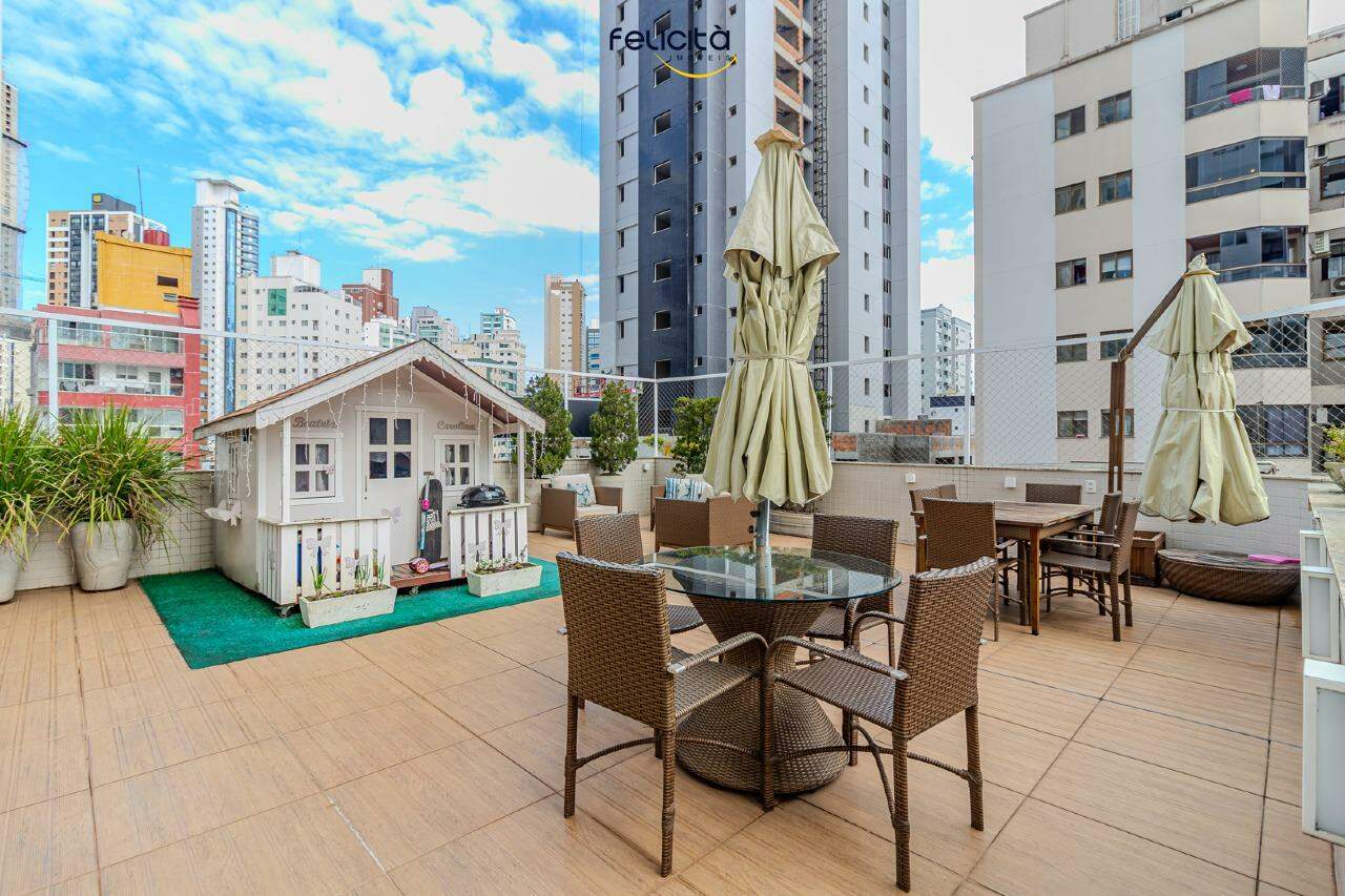 Apartamento de 3 quartos, 213m² no bairro Centro, em Balneário Camboriú | Eu Corretor