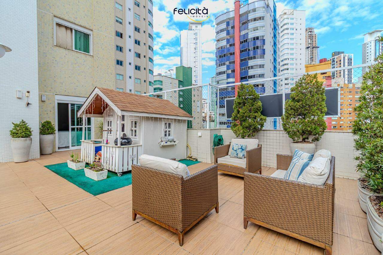 Apartamento de 3 quartos, 213m² no bairro Centro, em Balneário Camboriú | Eu Corretor