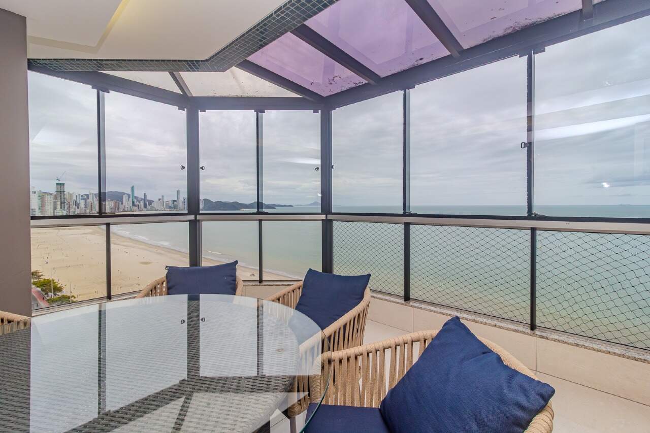 Apartamento de 3 quartos, 230m² no bairro Centro, em Balneário Camboriú | Eu Corretor