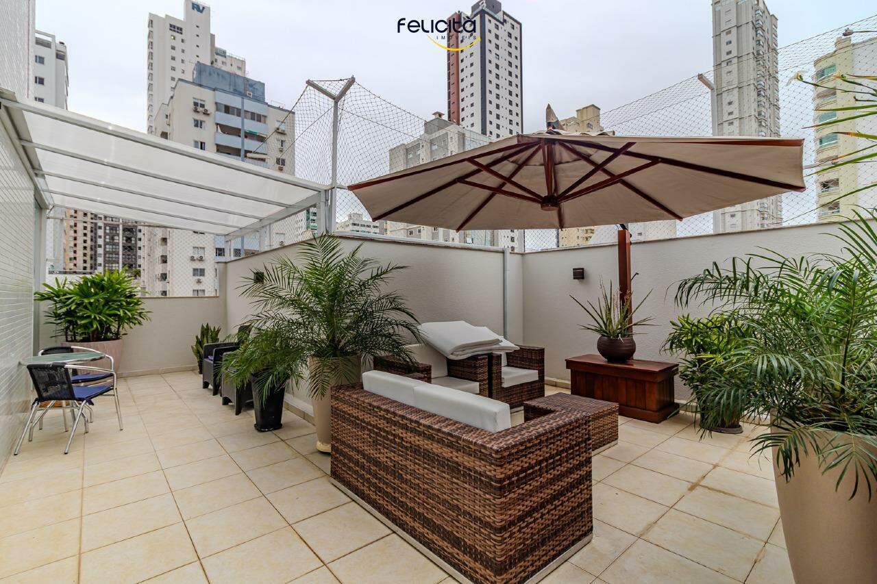 Apartamento de 2 quartos, 197m² no bairro Centro, em Balneário Camboriú | Eu Corretor