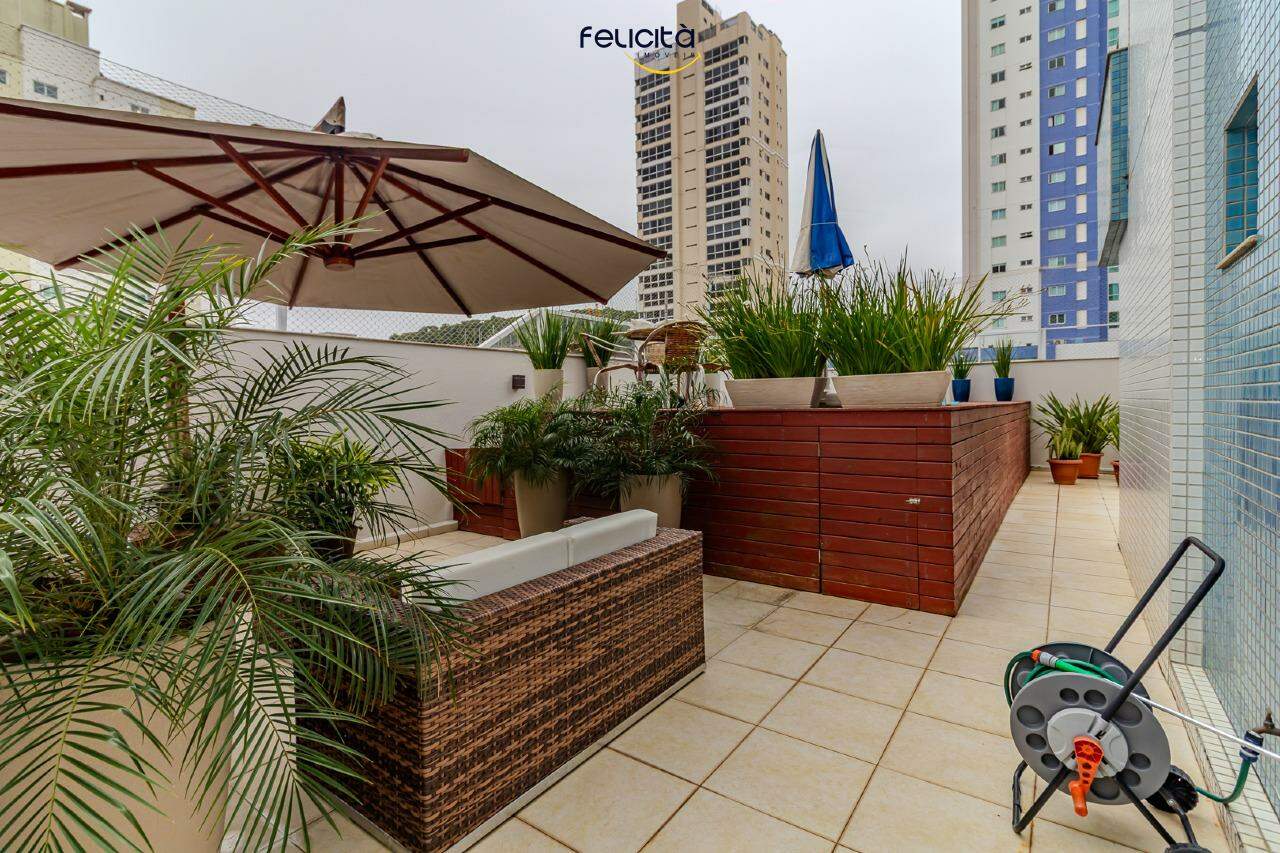 Apartamento de 2 quartos, 197m² no bairro Centro, em Balneário Camboriú | Eu Corretor