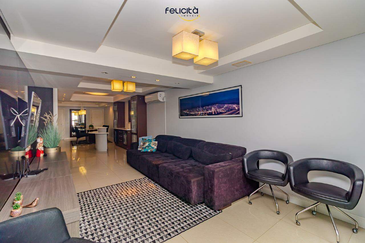 Apartamento de 3 quartos, 180m² no bairro Centro, em Balneário Camboriú | Eu Corretor