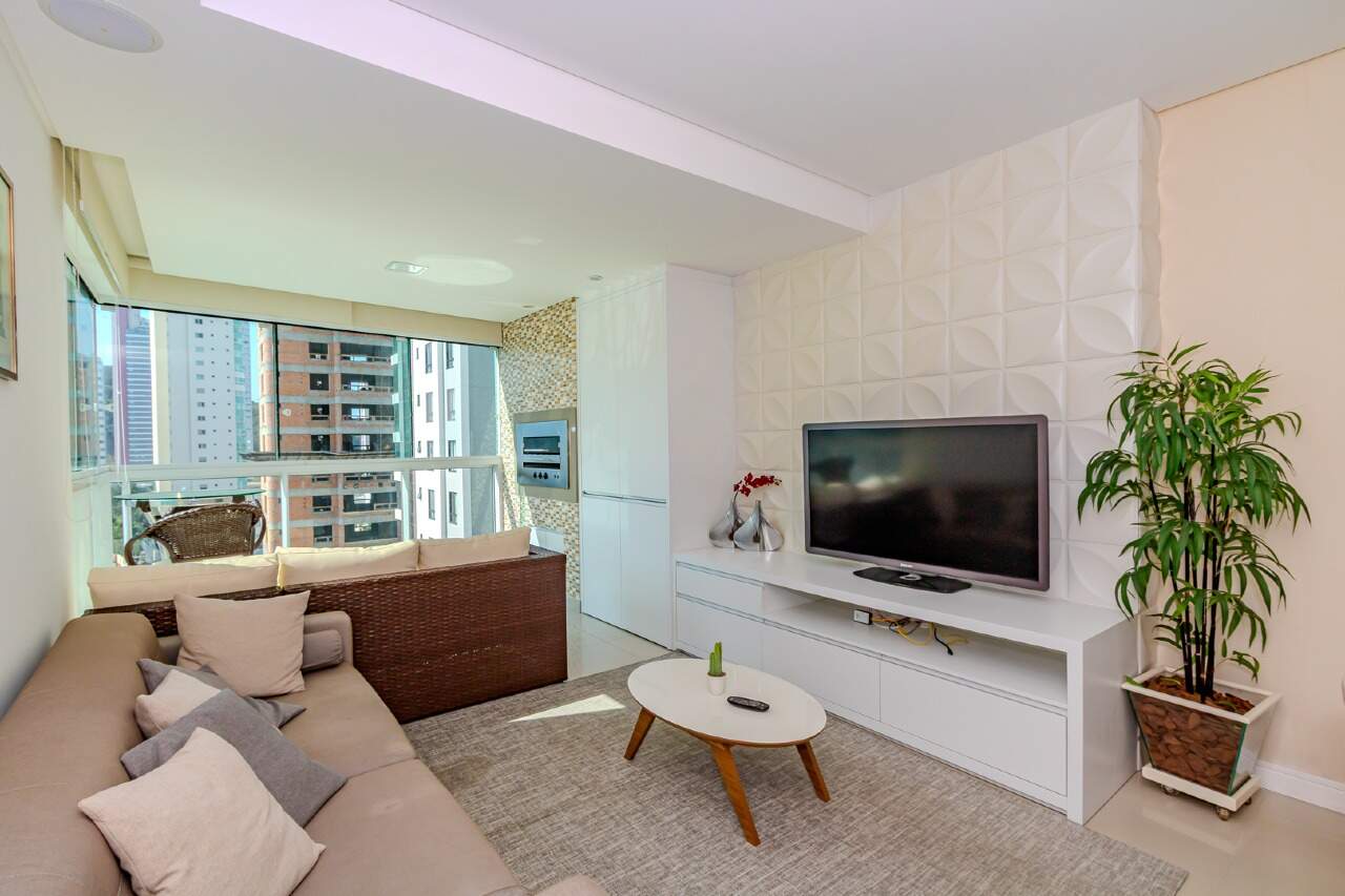 Apartamento de 3 quartos, 135m² no bairro Pioneiros, em Balneário Camboriú | Eu Corretor